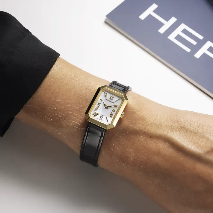 Octogone 17446P101 Altın Sarısı Kadın Kol Saati